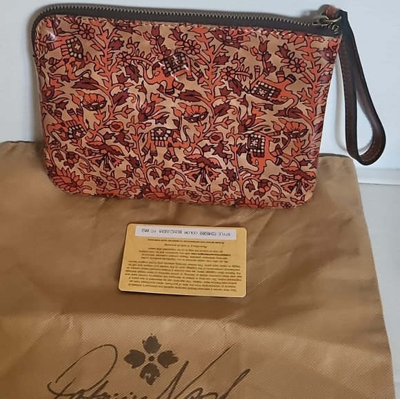 Patricia Nash Savena Leather Wristlet in Boho India Print - NWOT - Picture 1 of 4